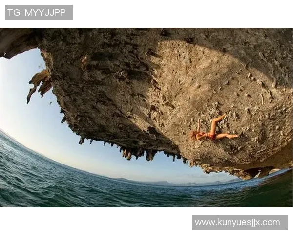 南京攀岩队在极限运动会积分榜上以77分稳居第一名表现出色